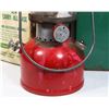 Image 2 : COLEMAN 200 LANTERN IN METAL CASE WITH