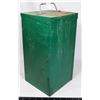 Image 2 : METAL COLEMAN LANTERN CASE