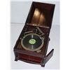 Image 1 : ANTIQUE WOOD CABINET VICTROLA PHONOGRAPH