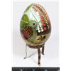 Image 1 : VINTAGE HAND PAINTED PAPER MACHE EGG ON