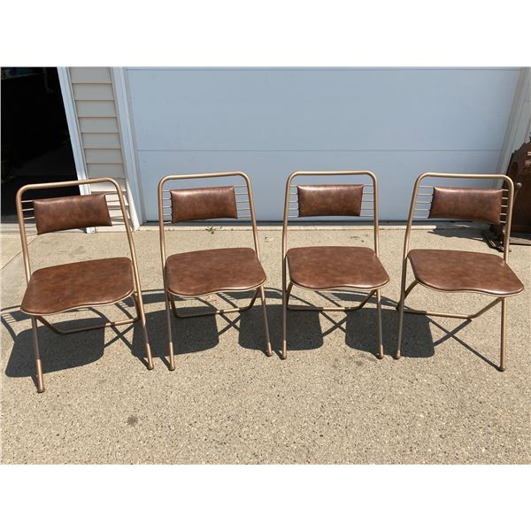 FOLDING CHAIRS, LOT