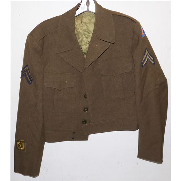 #162  UNITED STATES ARMY JACKET COLD WAR ERA IKE