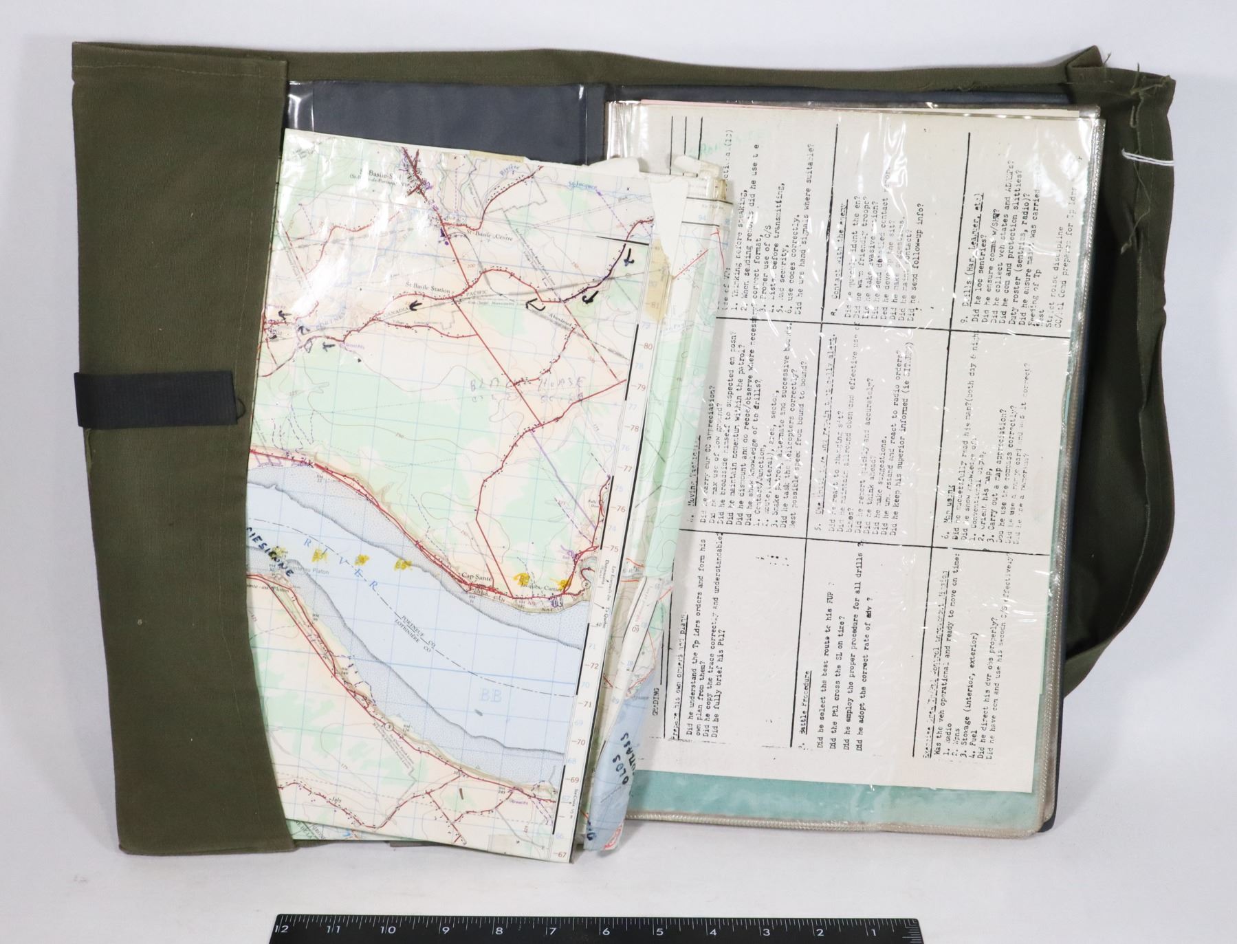 Canadian Map Case #511 CANADIAN MILITARY MAP CASE + MAPS LATE 20TH