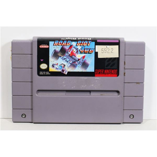 #856  SUPER NINTENDO SNES GAME ROAD RIOT 4WD