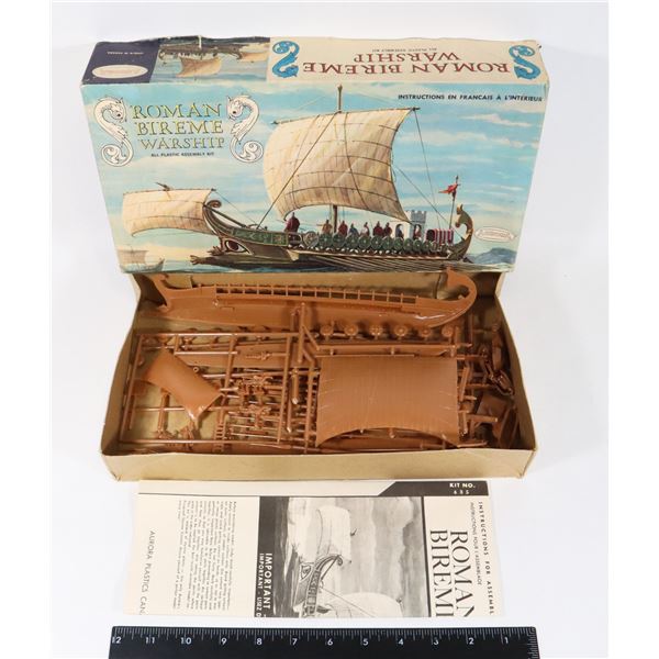 #924 AURORA ROMAN BIREME WARSHIP 1:80 SCALE 1972