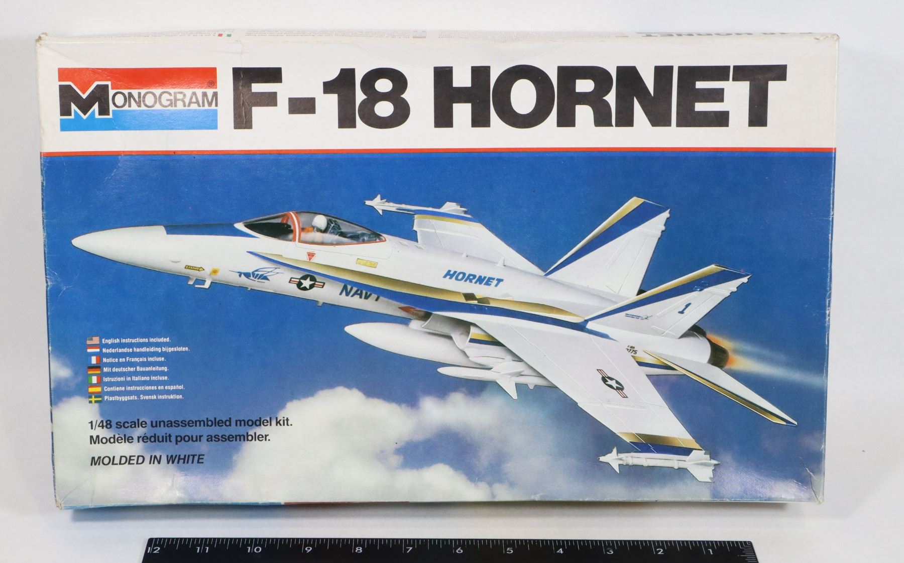 Monogram Jet Models #938 MONOGRAM F-18 HORNET JET MILITARY 1:48 SCALE