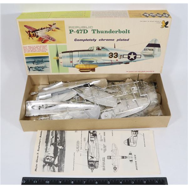 #946 HAWK REPUBLIC P-47D THUNDERBOLT PLANE 1:48