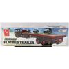 Image 1 : #952 AMT  FRUEHAUF FLATBED TRAILER 1:25 SCALE 2009