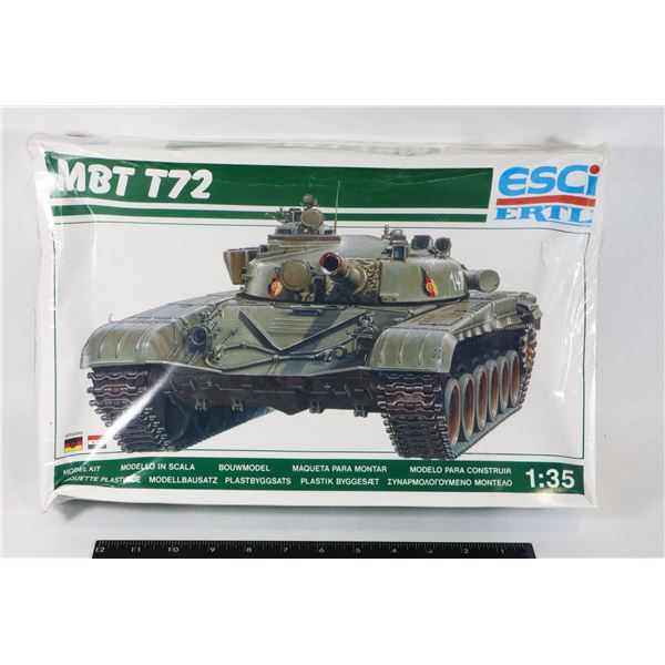 #953 ESCU ERTL MBT T72 TANK COMMUNIST 1:35 SCALE