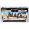 Image 2 : A) VINTAGE COLLECTION TANTOOINE SKIFF 2019
