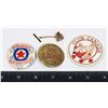 Image 1 : LOT OF 4 VINTAGE MILITARY PINS AND BUTTONS