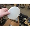 Image 2 : Plastic Lids & Small Paint Cups