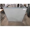 Image 1 : 4 Square Tables