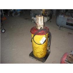 Lincoln Pnuematic Greaser