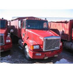 95 Volvo Truck w/98 Spudnik Bed