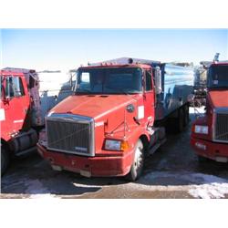 95 Volvo Truck w/94 Spudnik Bed