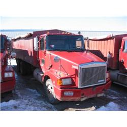 95 Volvo Truck w/98 Spudnik Bed