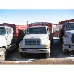 90 IHC 4900 Truck w/90 Spudnik Bed