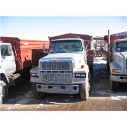 83 Ford LTL9000 w/91 Spudnik Bed