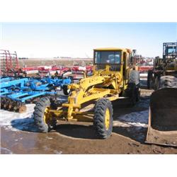 Caterpillar 12 Road Grader