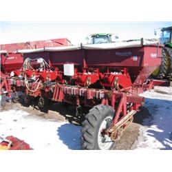 01 Spudnik 8600 Planter - 6-row
