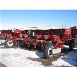 02 Spudnik 8600 Planter - 6-row