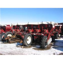 02 Spudnik 8600 Planter - 6-row