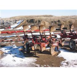 Case IH 145 Plow - 4-bottom