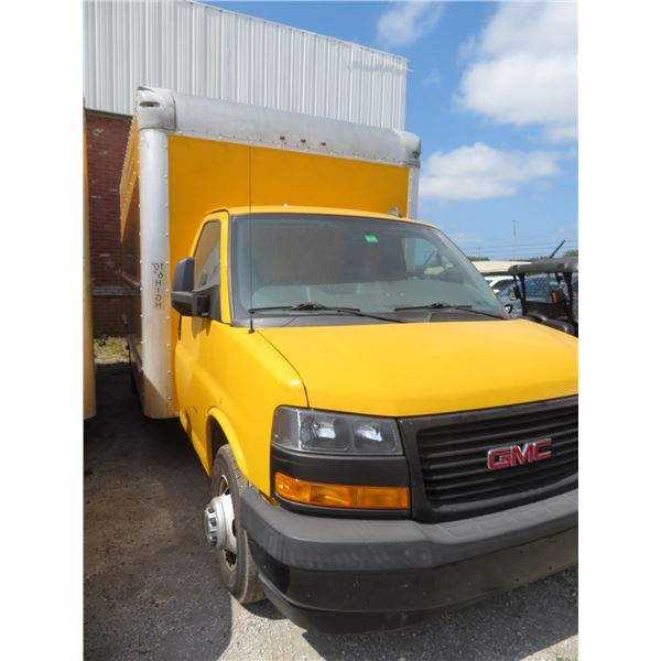 2018 GMC Sonoma 3500 17' Box Truck, Yellow/Grey Vinyl