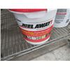 Image 2 : 3-Peel Away Paint Remover Buckets - 3 X $