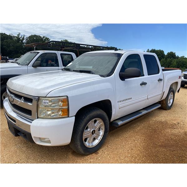 2009 CHEVROLET SILVERADO Z71 LT Pickup Truck