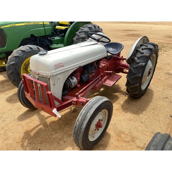 FORD 8N Farm Tractor