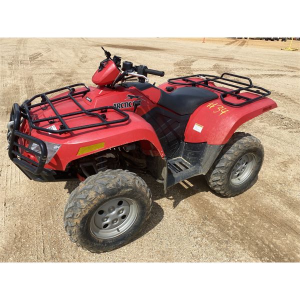 2010 ARCTIC CAT  ATV