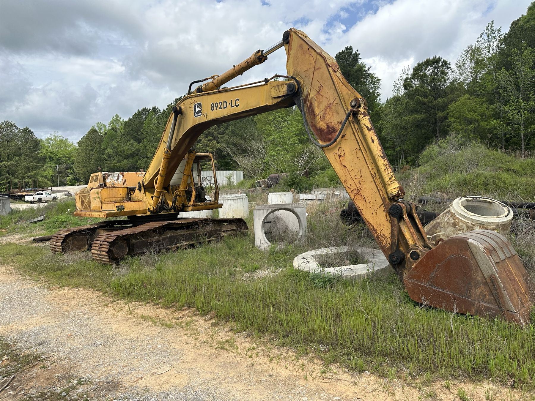 John Deere 892D LC Long Front Excavator