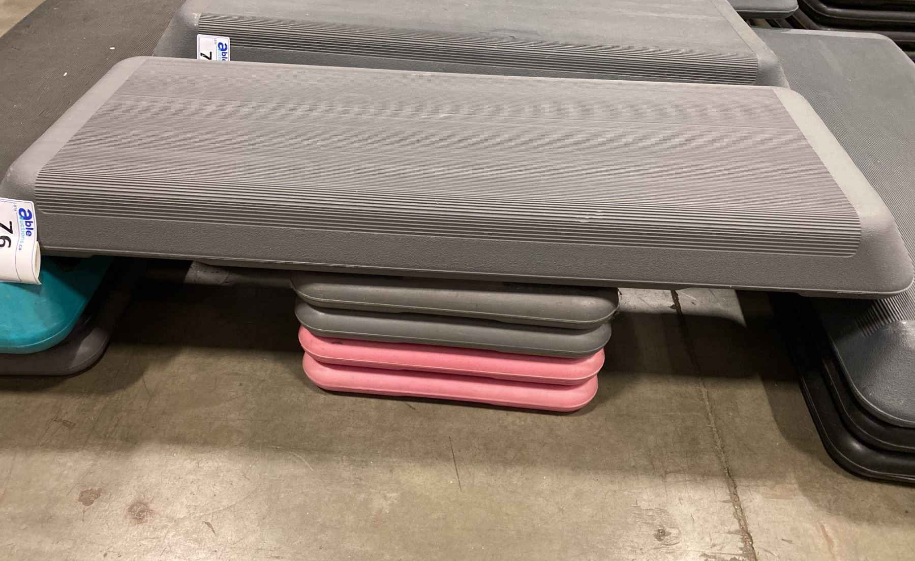 COMMERCIAL STEP-UP WITH 4 RISERS - GREY STEP DECK WITH 4 COLORED RISERS ...