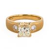 Image 1 : 1.00 ctw Very Light Yellow CENTER Diamond 18K Yellow Gold Ring (1.29 ctw Diamond