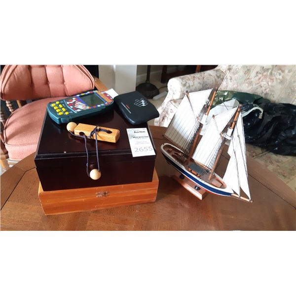 Humidor Pipes & More A