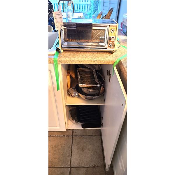 GE Toaster Oven & Bakeware A
