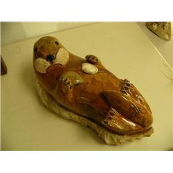 19" soapstone sea otter by Michael Scott (2)