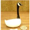 Image 2 : 3.5" ivory and baleen Canadian goose by Aningayou - Stock # 484F (2)