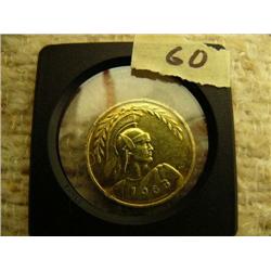 1983 $500 gold coin issued by American Express with logo on front (154)