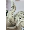 Image 2 : Elephant Head Planter A