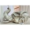 Image 4 : Elephant Head Planter A
