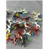 Image 2 : Vintage Indians On Horseback Toys