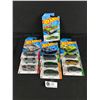 Image 1 : Assortment Of 10 New Collectible HotWheels In Original Packaging