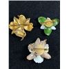 Image 2 : 3 Lovely Vintage Brooches