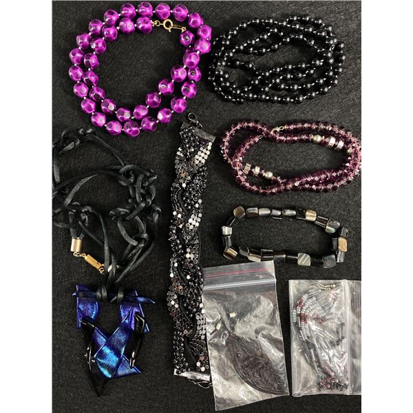 Nice Selection Of Beaded & Other Styles Necklaces, Earrings & Bracelets