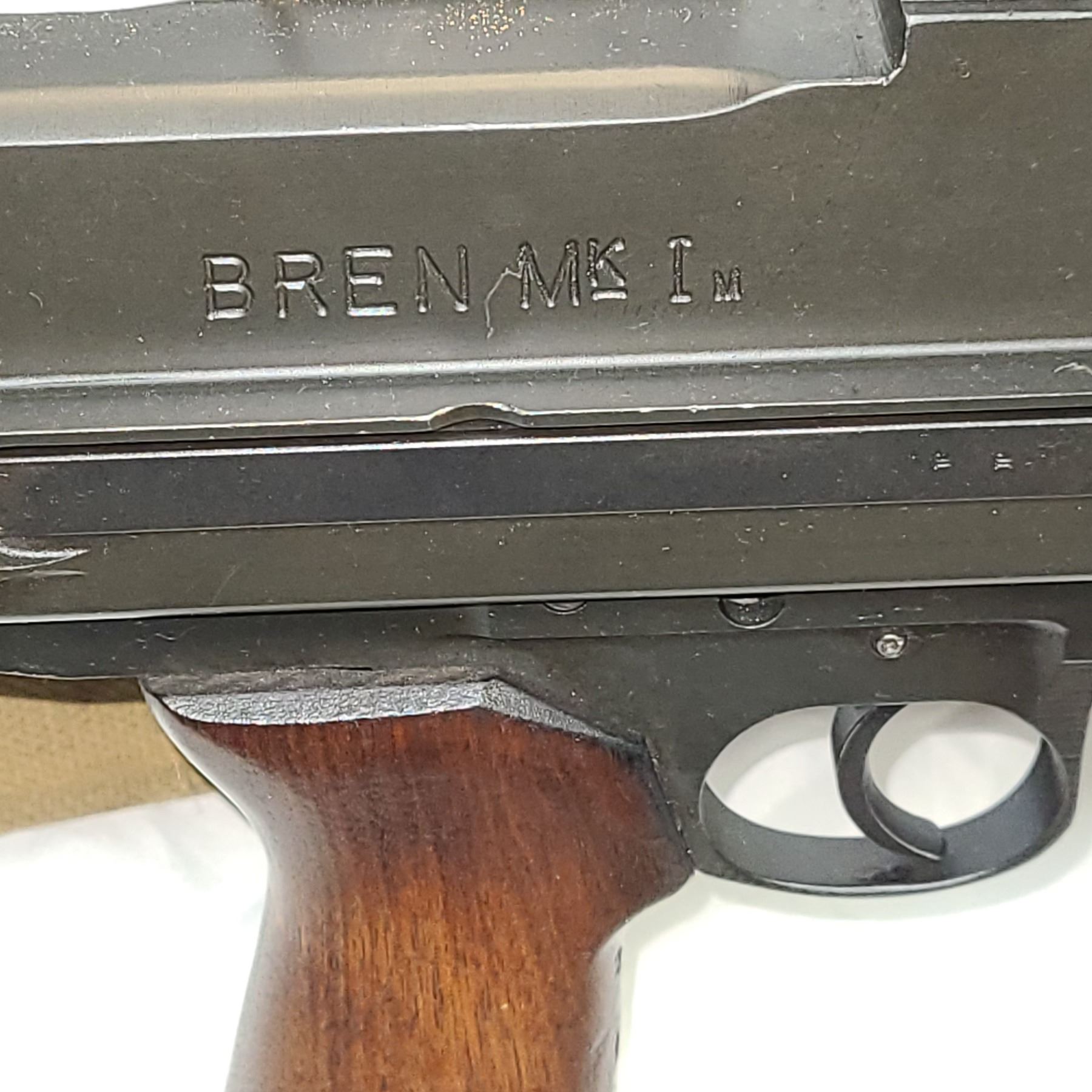 Canadian Issue Scope Bren Gun MK 1M Canadian Issue made by Inglis 1943 c/w Transit Box ...