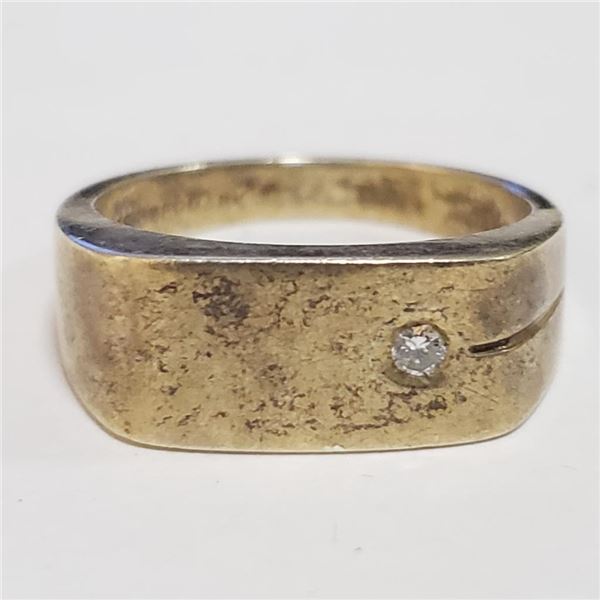 Silver Cubic Zirconia Ring (~Size 0) (~length 0 inches) (~weight 6.7g), Suggested Retail Value $160