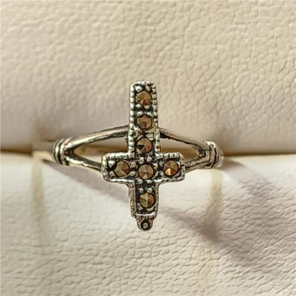 Silver Marcasite Ring (~Size 6) -RING, Suggested Retail Value $60